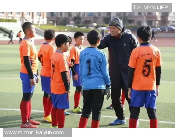 足球小将带给我的成长启示与团队精神的深刻反思